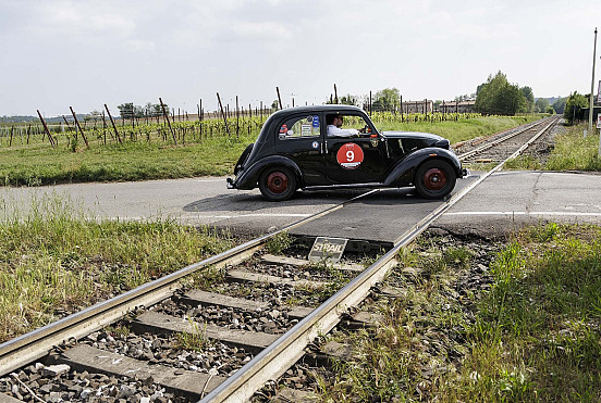 Nicola Barcella e Simone Rossoni vincono la 19&ordf; edizione su Fiat 508 C del 1938